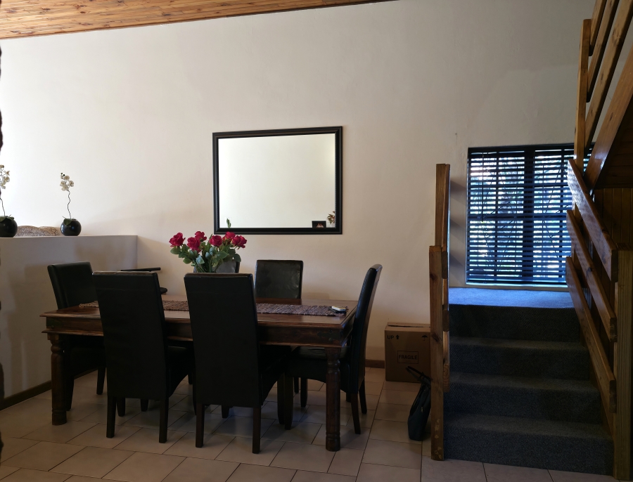 4 Bedroom Property for Sale in Noorsekloof Eastern Cape